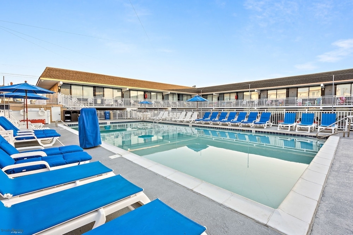 Imagen de la piscina del Hotel Harris House By The Beach. Foto 14