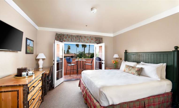 Imagen de la habitación del Hotel Harris Ranch Inn. Foto 16