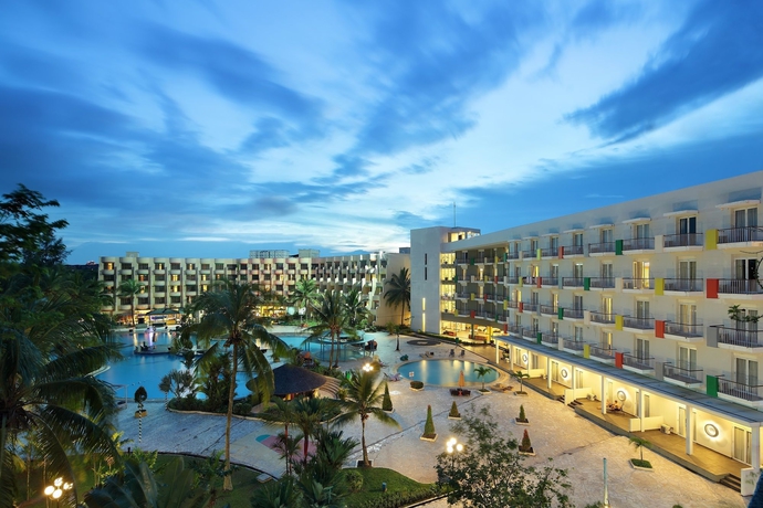 Imagen general del Hotel Harris Resort Batam Waterfront. Foto 1
