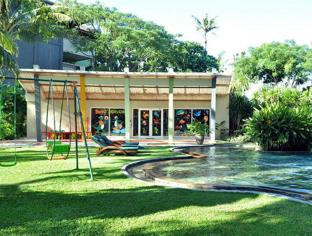 Imagen de la piscina del Hotel Harris Resort Kuta Beach. Foto 11