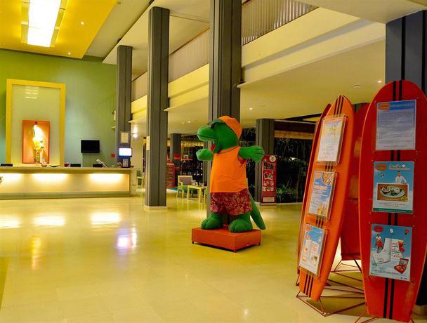 Imagen de los interiores del Hotel Harris Resort Kuta Beach. Foto 9