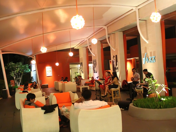 Imagen de los interiores del Hotel Harris Sentul City - Bogor. Foto 11