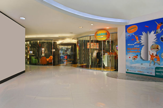 Imagen de los interiores del Hotel Harris Suites Fx Sudirman. Foto 11