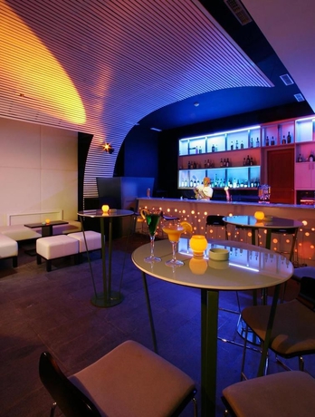Imagen del bar/restaurante del Hotel Harris Tebet Jakarta. Foto 5