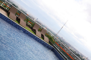 Imagen general del Hotel Harris and Conventions Ciumbuleuit - Bandung. Foto 5