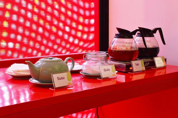 Imagen del bar/restaurante del Hotel Harris and Conventions Denpasar - Bali. Foto 8