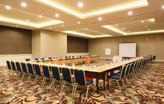 Imagen de los interiores del Hotel Harris and Conventions Festival Citylink - Bandung. Foto 4