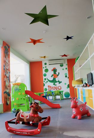 Imagen de los interiores del Hotel Harris and Residence Riverview Kuta - Bali. Foto 11