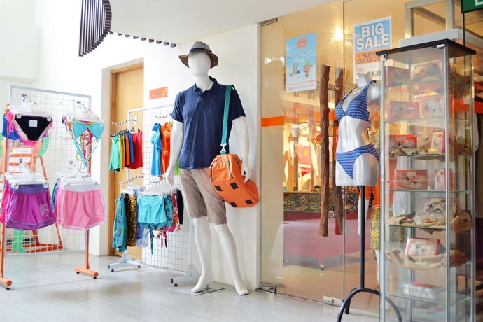 Imagen de los interiores del Hotel Harris and Residence Sunset Road - Bali - Chse Certified. Foto 13