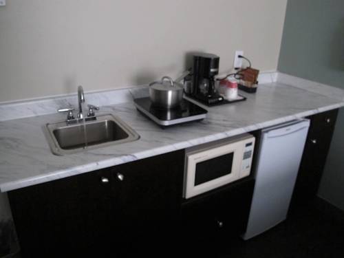 Imagen de la habitación del Hotel Harrison Lake. Foto 6