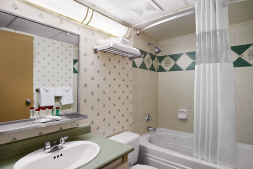 Imagen de la habitación del Hotel Harrison Lake. Foto 16