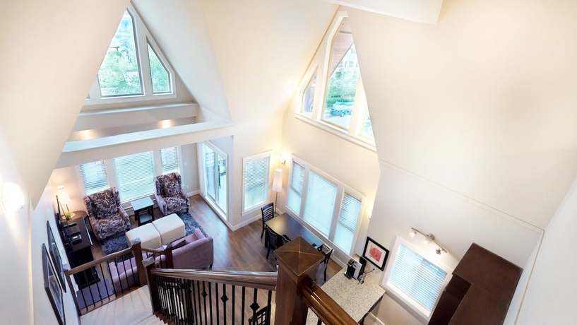 Imagen de los interiores del Hotel Harrison Lake View Suites. Foto 16