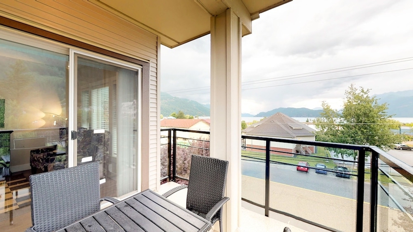 Imagen de la habitación del Hotel Harrison Lake View Suites. Foto 10