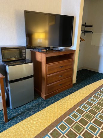 Imagen de la habitación del Hotel Harrisonville Inn And Suites. Foto 12