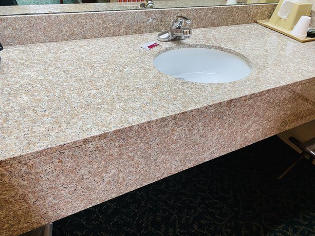 Imagen de la habitación del Hotel Harrisonville Inn And Suites. Foto 15