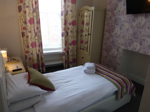 Imagen de la habitación del Hotel Harry\'s. Foto 17
