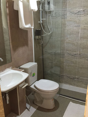Imagen de la habitación del Hotel Harrys Suite. Foto 12
