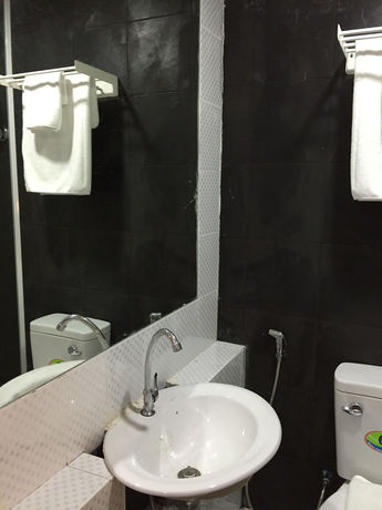 Imagen de la habitación del Hotel Harrys Suite. Foto 14