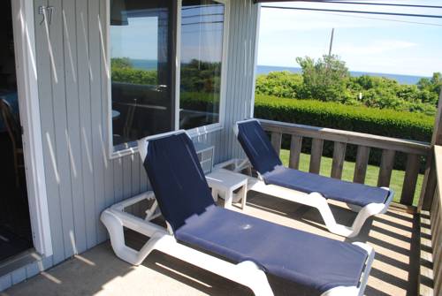 Imagen de la habitación del Hotel Hartman's Briney Breezes Beach Resort. Foto 14