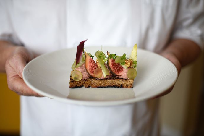 Imagen del bar/restaurante del Hotel Hart\'s. Foto 4