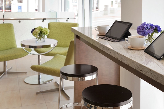 Imagen de los interiores del Hotel Harvard Square. Foto 16