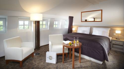 Imagen de la habitación del Hotel Harvey Spa. Foto 11