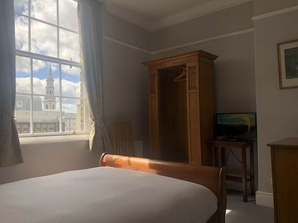 Imagen de la habitación del Hotel Harvey\'s Guesthouse. Foto 20