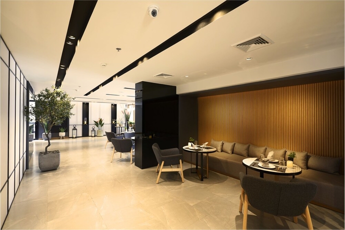 Imagen de los interiores del Hotel Has Pattaya. Foto 19