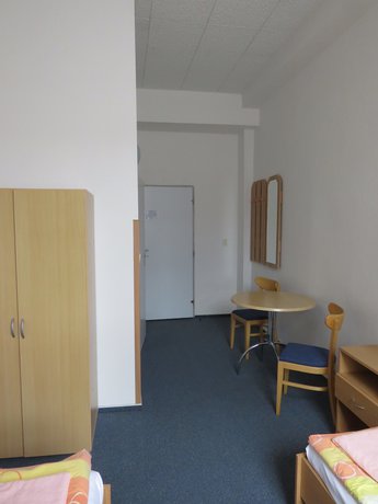 Imagen de la habitación del Hotel Hasa. Foto 18