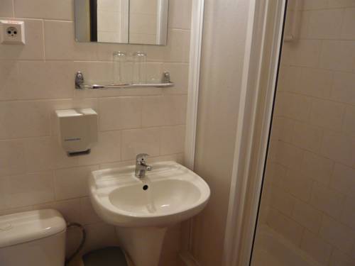 Imagen de la habitación del Hotel Hasa, Praga. Foto 8