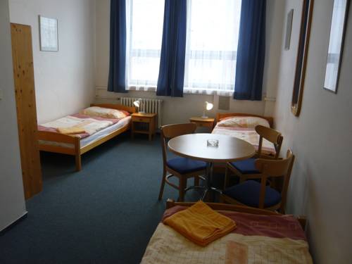 Imagen de la habitación del Hotel Hasa, Praga. Foto 10