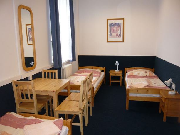 Imagen de la habitación del Hotel Hasa, Praga. Foto 10