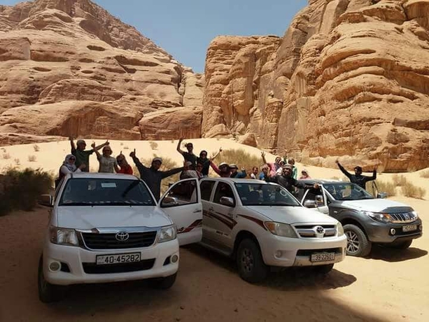 Imagen de los exteriores del Hotel Hasan Zawaideh Camp. Foto 16