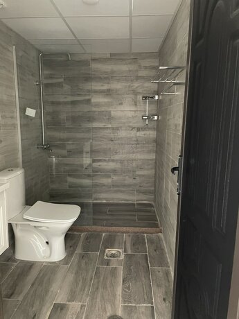Imagen de la habitación del Hotel Hasan Zawaideh Luxury Camp 2. Foto 19