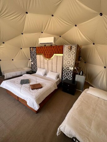 Imagen de la habitación del Hotel Hasan Zawaideh Luxury Camp 2. Foto 20