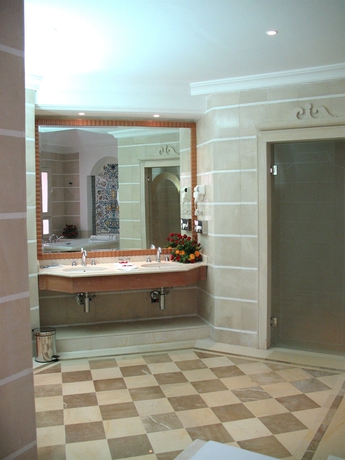 Imagen de la habitación del Hotel Hasdrubal Prestige Thalassa and Spa Djerba. Foto 5