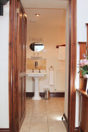 Imagen de la habitación del Hotel Haselbury Mill and Restaurant. Foto 4