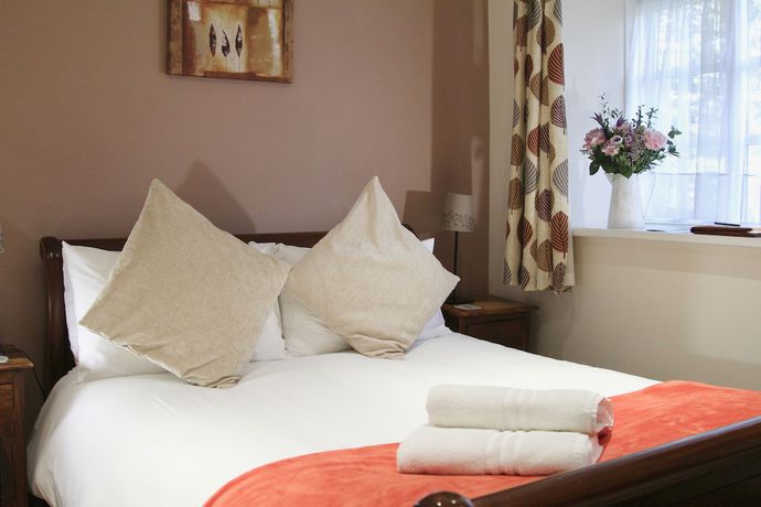 Imagen de la habitación del Hotel Haselbury Mill and Restaurant. Foto 14