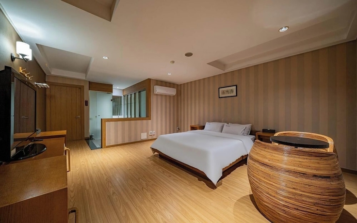 Imagen de la habitación del Hotel Hasen Nabeeya. Foto 4