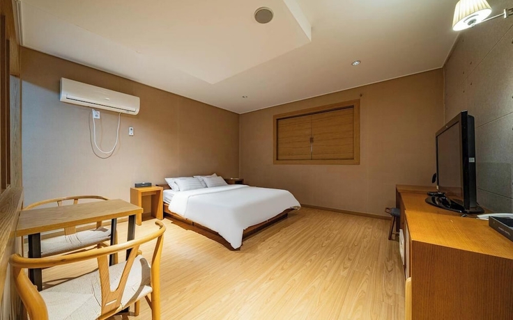Imagen de la habitación del Hotel Hasen Nabeeya. Foto 5