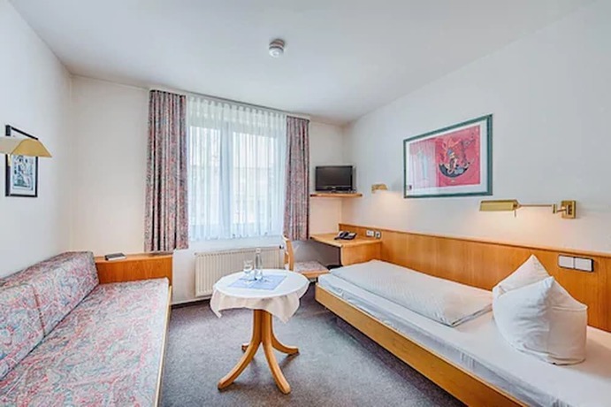 Imagen de la habitación del Hotel Hasenmayer. Foto 5