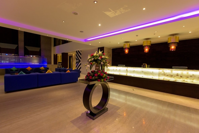 Imagen de los interiores del Hotel Hash Six Hotels. Foto 16