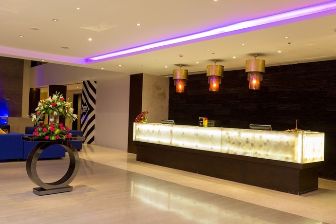 Imagen de los interiores del Hotel Hash Six Hotels. Foto 17
