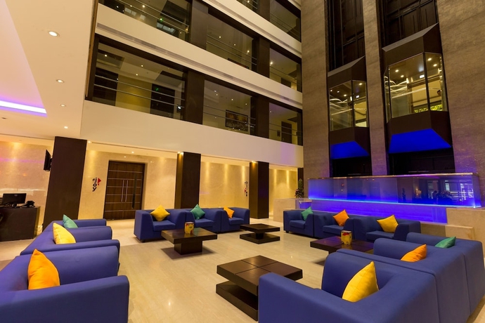 Imagen de los interiores del Hotel Hash Six Hotels. Foto 19