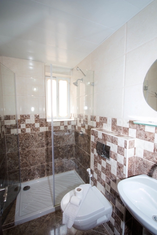 Imagen de la habitación del Hotel Hashimi. Foto 7