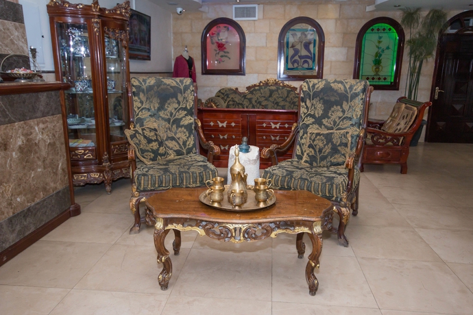 Imagen de los interiores del Hotel Hashimi. Foto 14