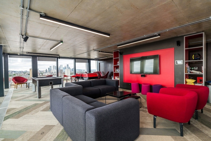 Imagen de los interiores del Hotel Hashtag Aldgate Campus Accommodation. Foto 16