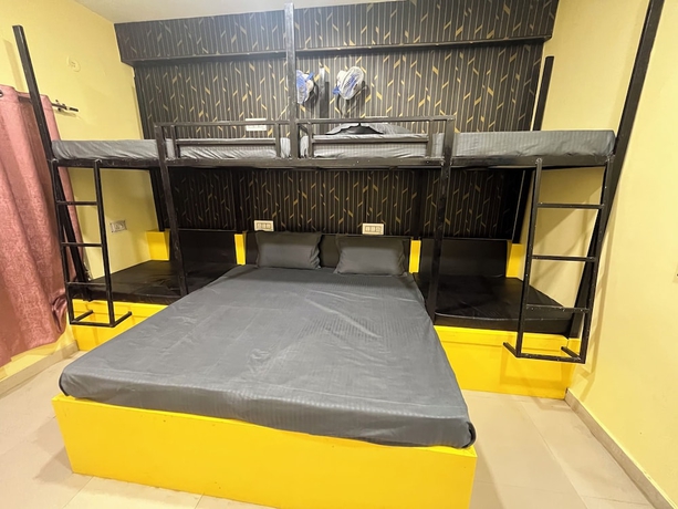Imagen de la habitación del Hotel Hashtag Traveler\'s Ayodhya. Foto 3