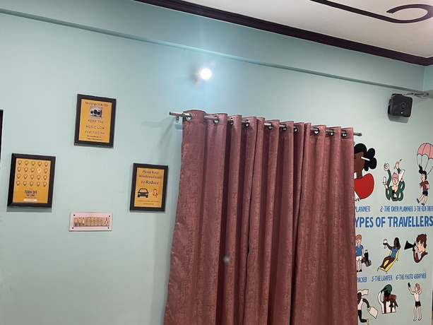 Imagen de la habitación del Hotel Hashtag Traveler\'s Ayodhya. Foto 10