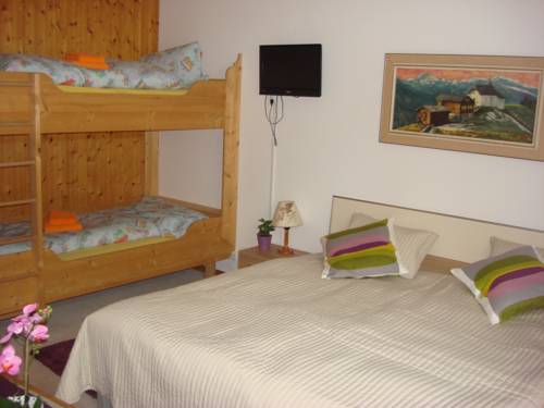 Imagen de la habitación del Hotel Hasli. Foto 6